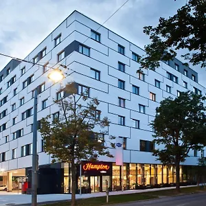Hotell Hampton By Hilton Messe